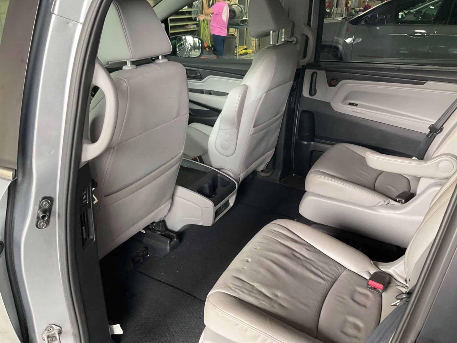 2018 Silver Honda Odyssey EX-L FWD Van