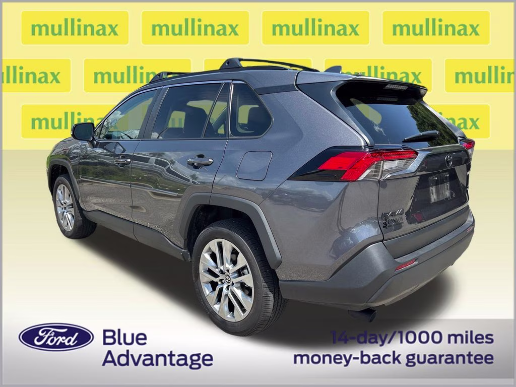 2025 Magnetic Gray Metallic Toyota RAV4 XLE Premium FWD SUV