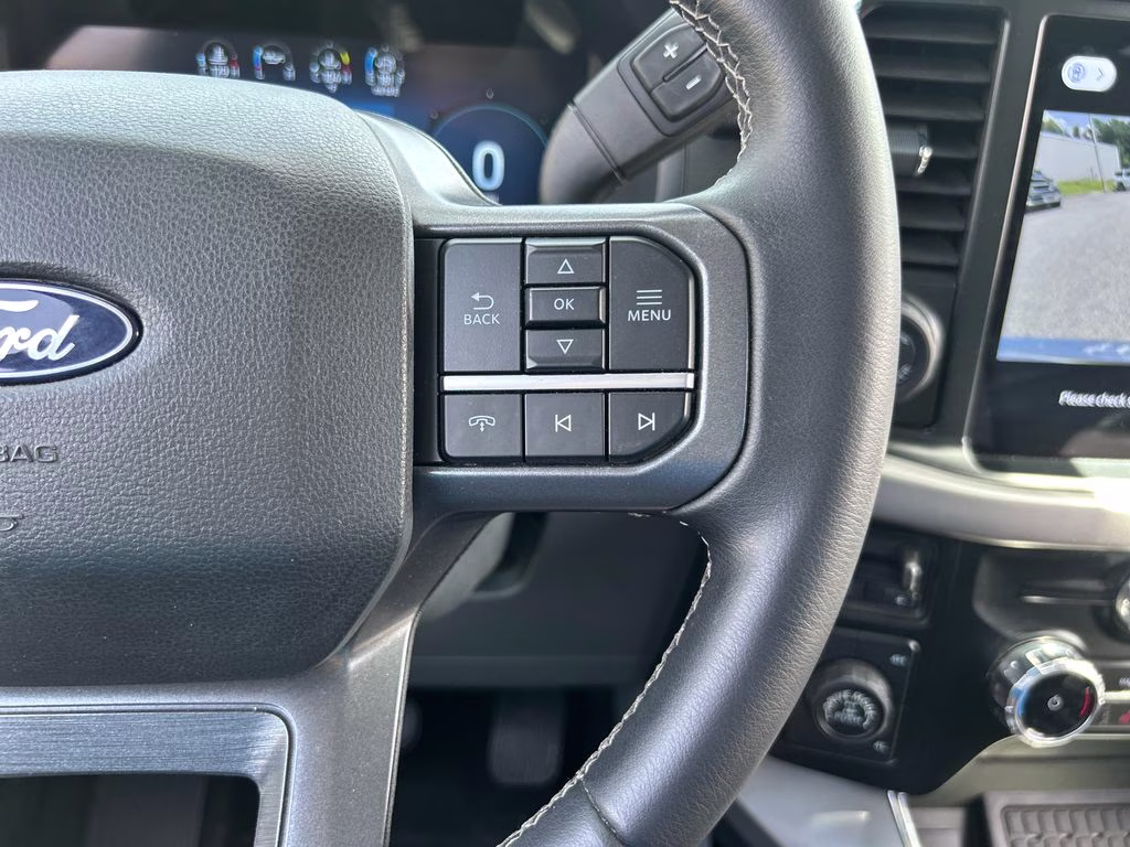 2024 Oxford White Ford F-150 XLT 4X4 Truck