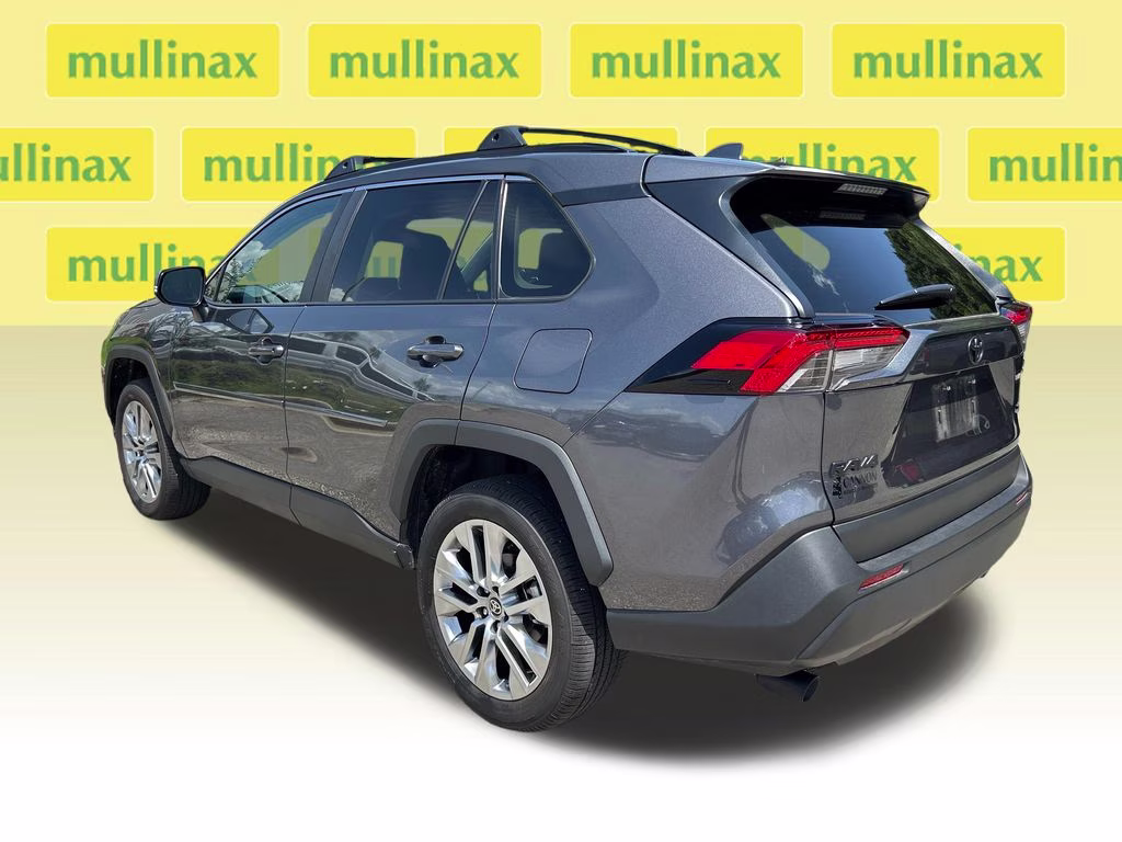 2025 Magnetic Gray Metallic Toyota RAV4 XLE Premium FWD SUV