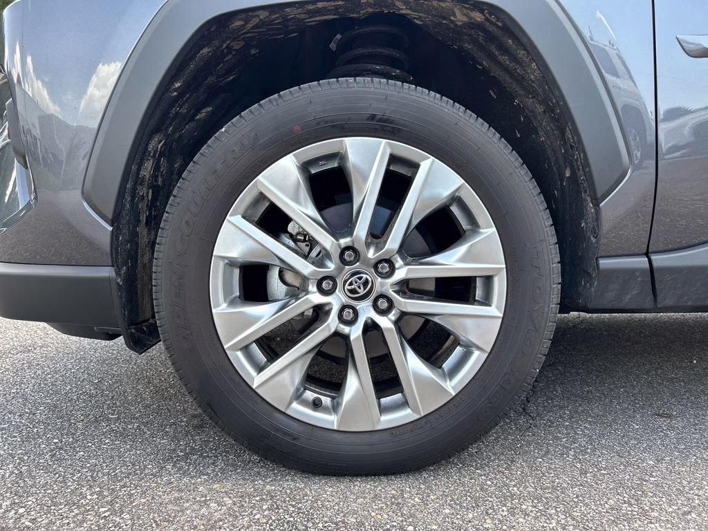 2025 Magnetic Gray Metallic Toyota RAV4 XLE Premium FWD SUV