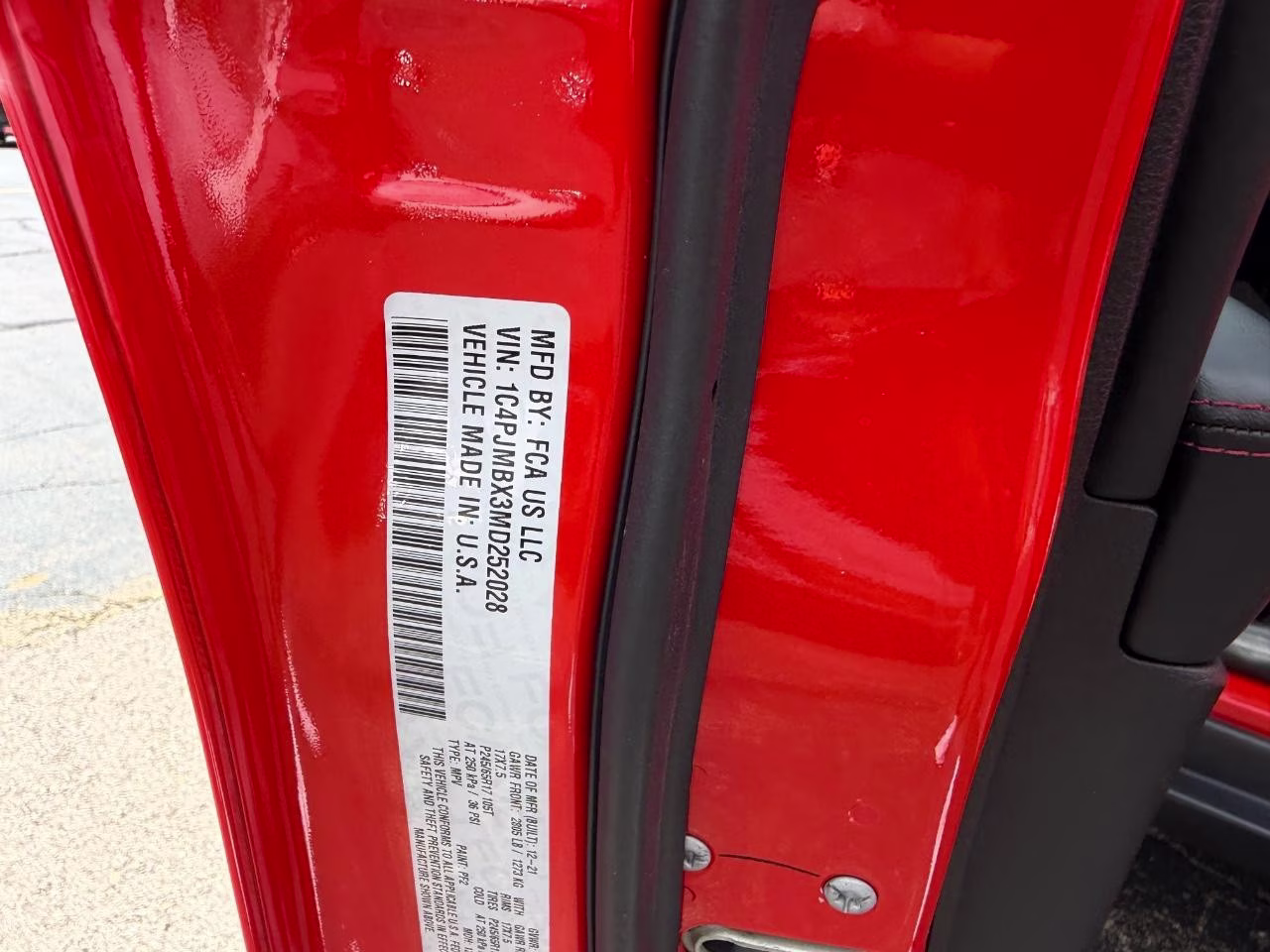 2021 Spitfire Orange Clearcoat Jeep Cherokee 4WD Trailhawk 4X4 SUV