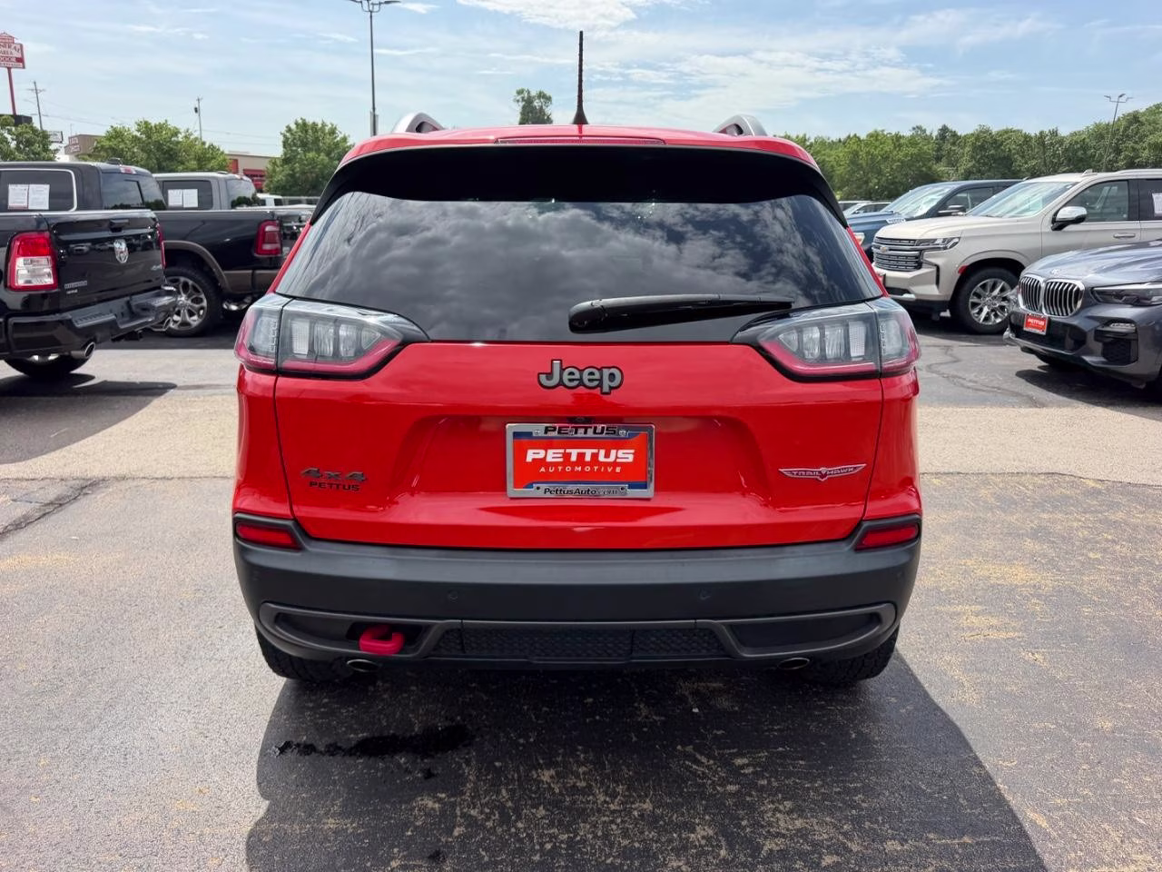 2021 Spitfire Orange Clearcoat Jeep Cherokee 4WD Trailhawk 4X4 SUV
