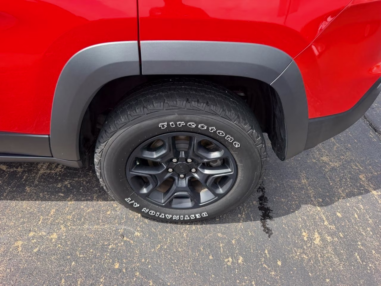 2021 Spitfire Orange Clearcoat Jeep Cherokee 4WD Trailhawk 4X4 SUV