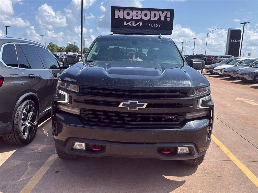 2021 Black Chevrolet Silverado 1500 LT Trail Boss 4X4 Truck