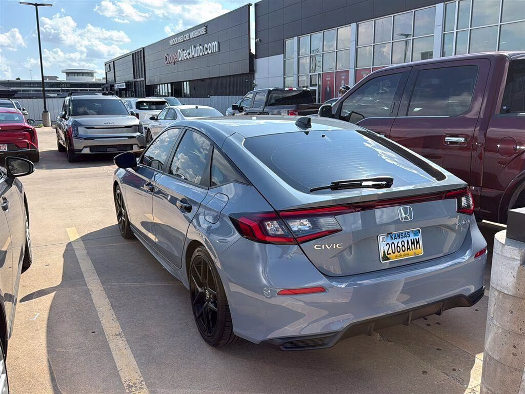 2024 Sonic Gray Pearl Honda Civic Hatchback Sport FWD Hatchback