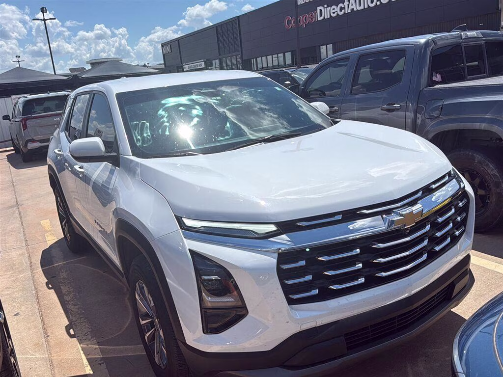 2025 Summit White Chevrolet Equinox FWD LT FWD SUV