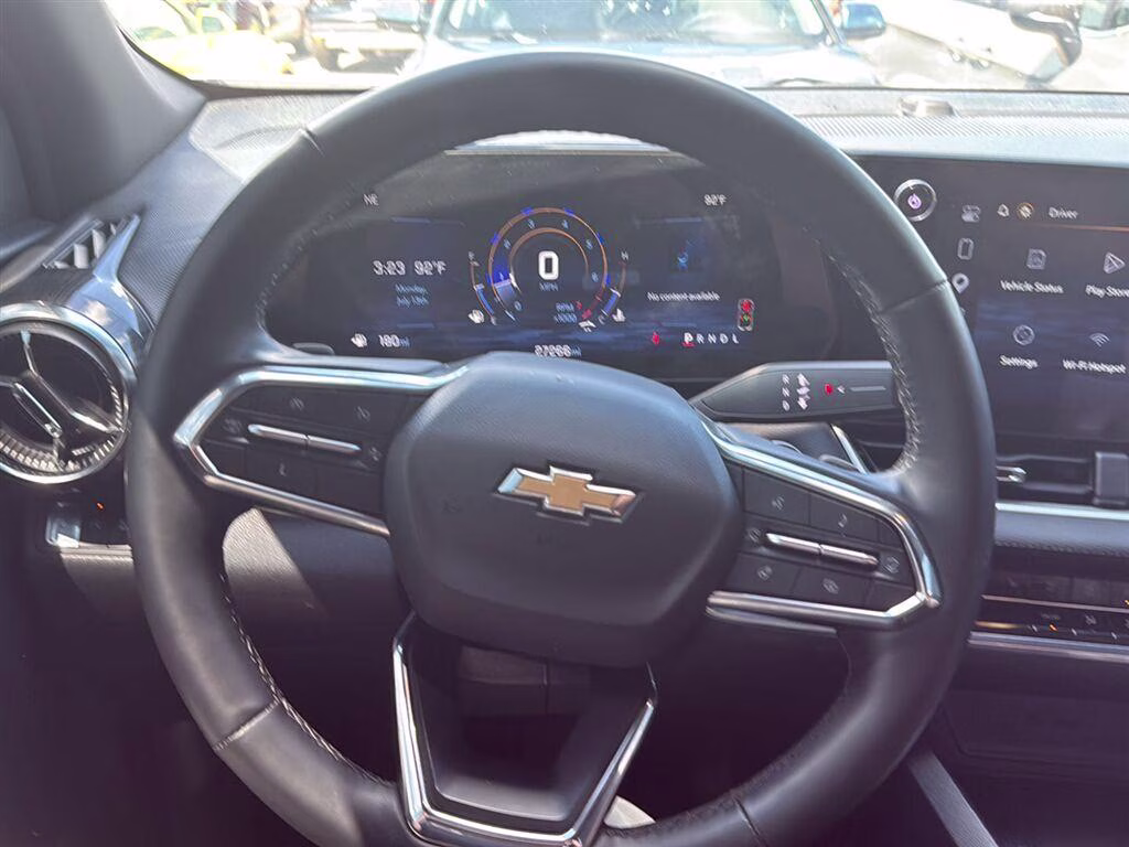 2025 Summit White Chevrolet Equinox FWD LT FWD SUV