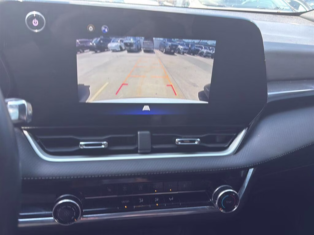 2025 Summit White Chevrolet Equinox FWD LT FWD SUV