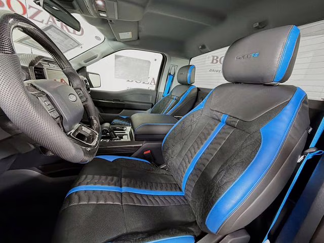 2025 Antimatter Blue Metallic Ford F-150 XL 4X4 Truck