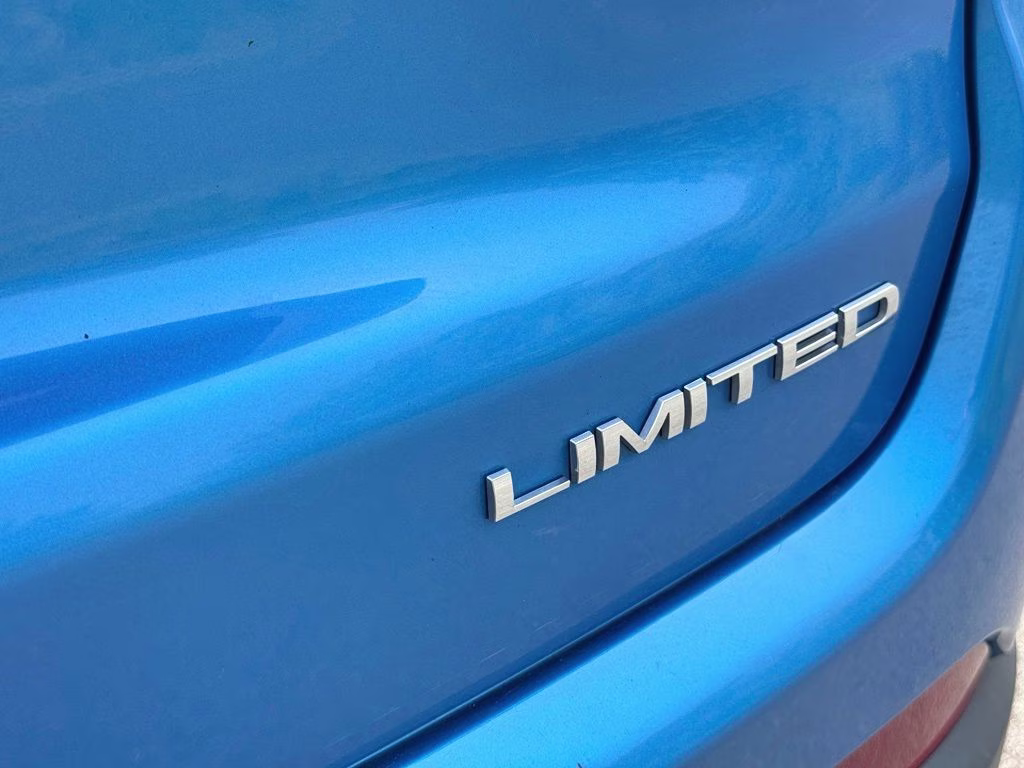 2024 Hydro Blue Pearlcoat Jeep Compass Limited 4X4 SUV