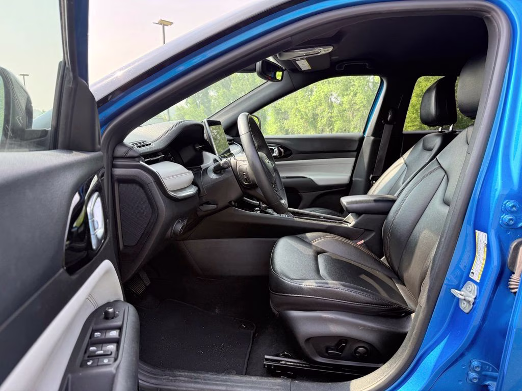2024 Hydro Blue Pearlcoat Jeep Compass Limited 4X4 SUV