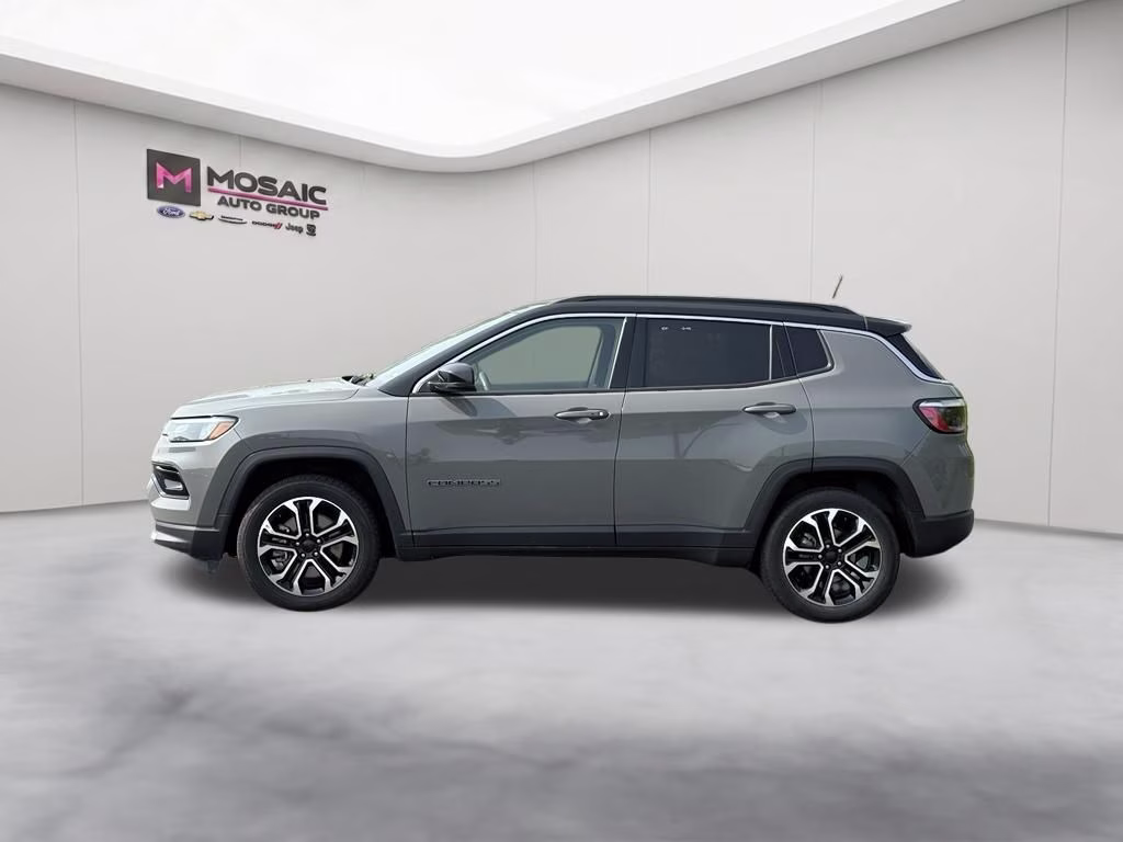 2024 Sting-Gray Clearcoat Jeep Compass Limited 4X4 SUV