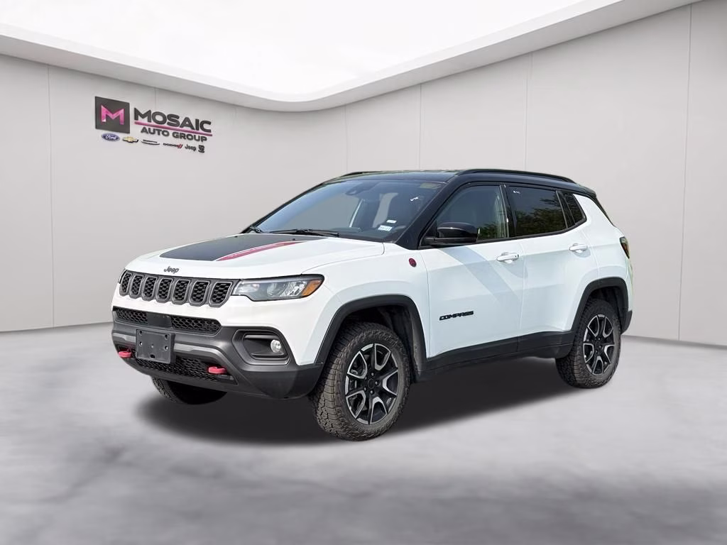 2026 Bright White Clearcoat Jeep Compass Trailhawk 4X4 SUV