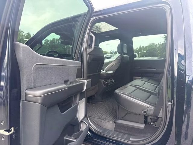 2023 Antimatter Blue Metallic Ford F-150 Raptor Crew Cab Pickup 4X4 Truck