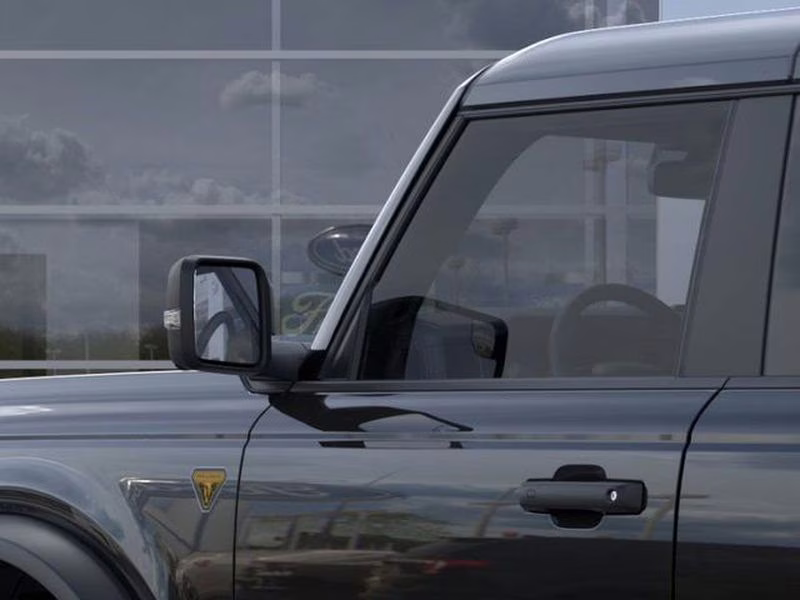 2025 Shadow Black Ford Bronco Badlands 4X4 SUV