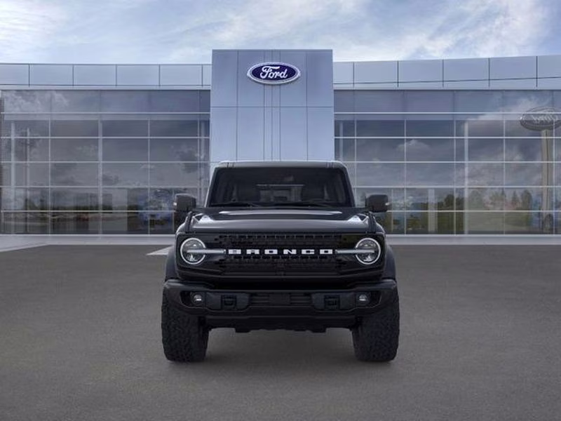 2025 Shadow Black Ford Bronco Badlands 4X4 SUV