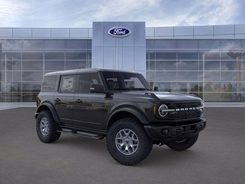 2025 Shadow Black Ford Bronco Badlands 4X4 SUV