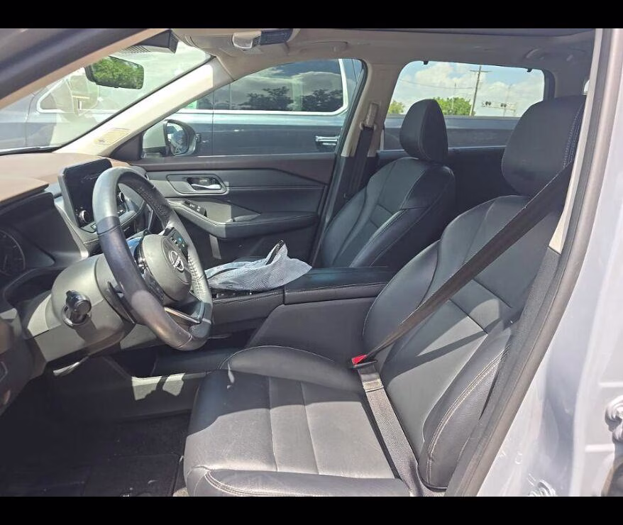 2023 Boulder Gray Pearl Nissan Rogue SL FWD SUV