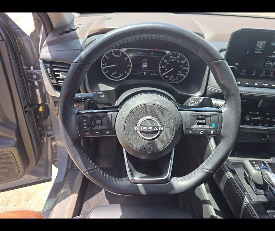 2023 Boulder Gray Pearl Nissan Rogue SL FWD SUV