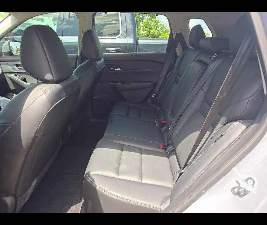 2023 Boulder Gray Pearl Nissan Rogue SL FWD SUV