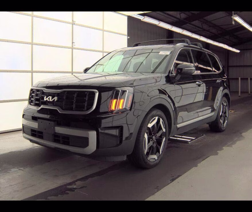 2025 Ebony Black Kia Telluride S AWD SUV
