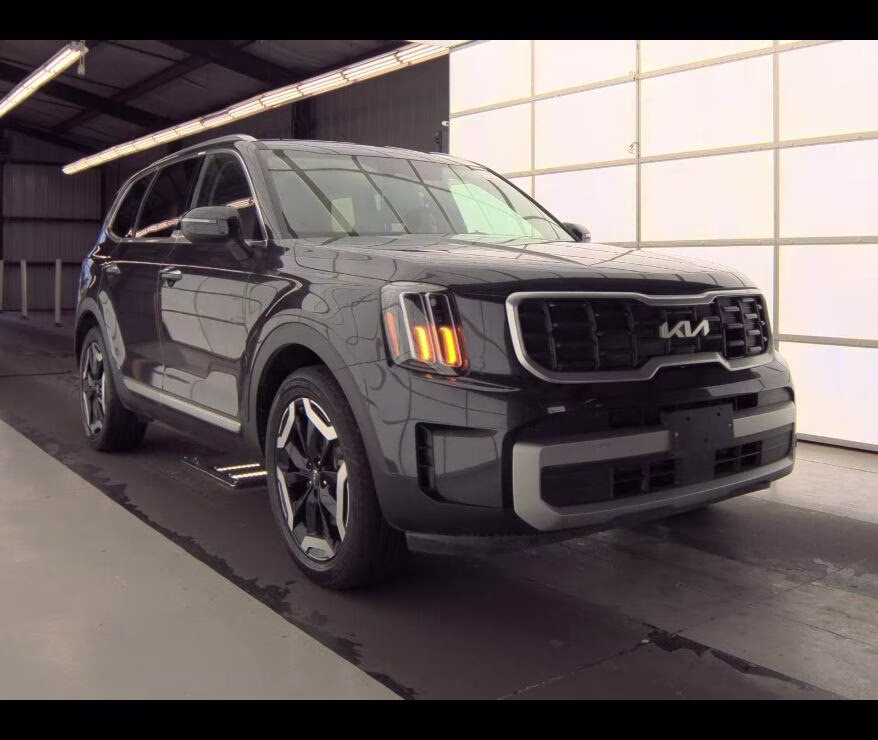 2025 Panthera Metal Kia Telluride S FWD SUV