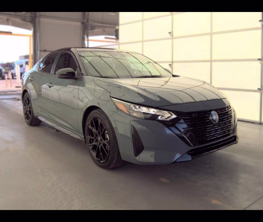 2025 Atlantic Gray Metallic/Super Black Nissan Sentra SR FWD Sedan