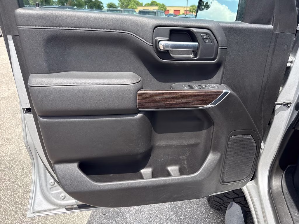 2021 Quicksilver Metallic GMC Sierra 1500 SLE 4X4 Truck