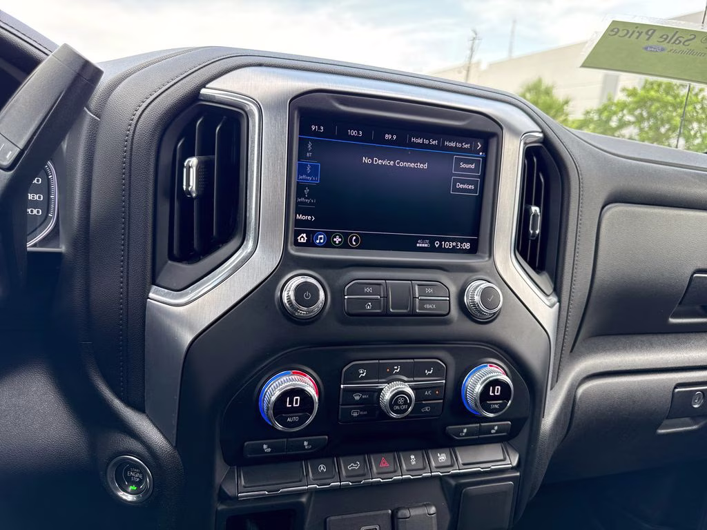 2021 Quicksilver Metallic GMC Sierra 1500 SLE 4X4 Truck