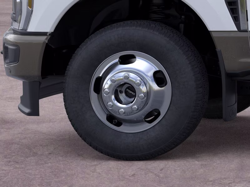 2026 Star White Metallic Tri-Coat Ford Super Duty F-350 DRW King Ranch 4X4 Truck
