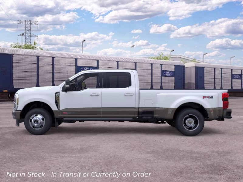 2026 Star White Metallic Tri-Coat Ford Super Duty F-350 DRW King Ranch 4X4 Truck