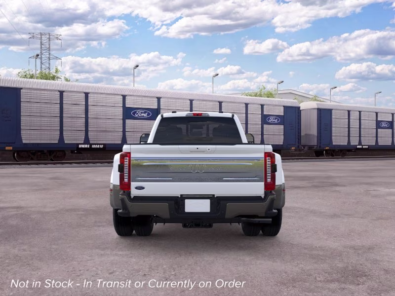 2026 Star White Metallic Tri-Coat Ford Super Duty F-350 DRW King Ranch 4X4 Truck