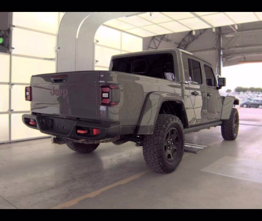 2020 Sting-Gray Clearcoat Jeep Gladiator Mojave 4X4 Truck