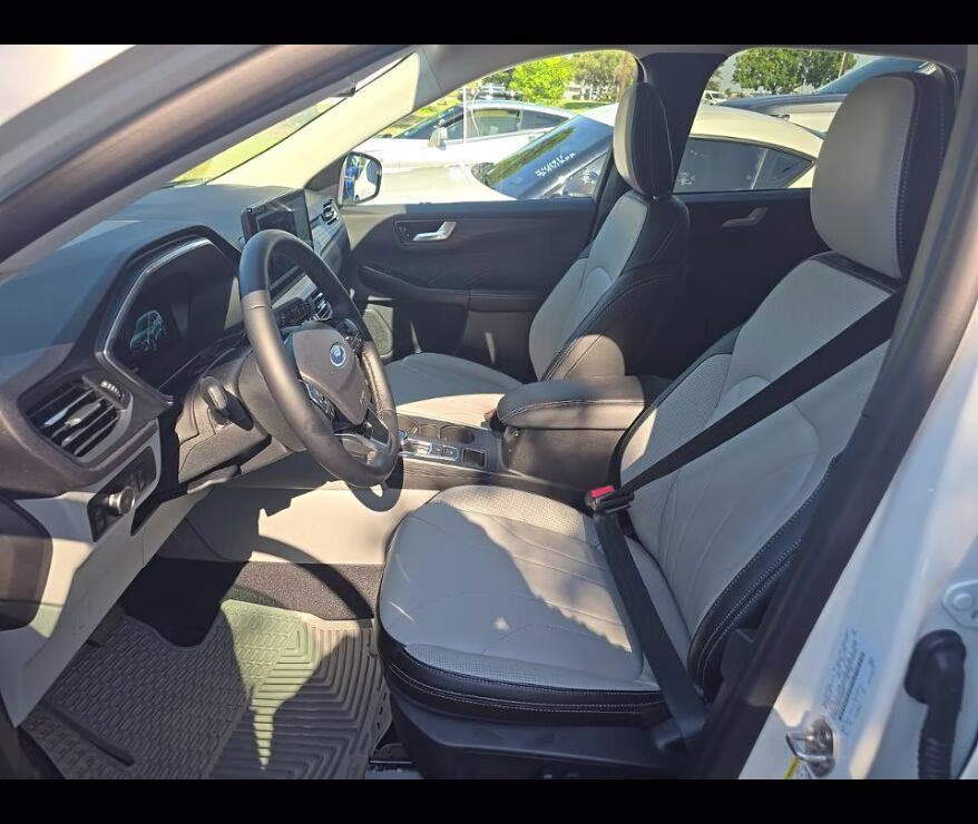 2026 star white metallic tri-coat Ford Escape Platinum AWD SUV