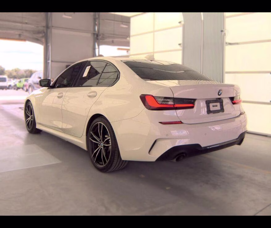 2022 Alpine White BMW 3 Series 330i RWD Sedan