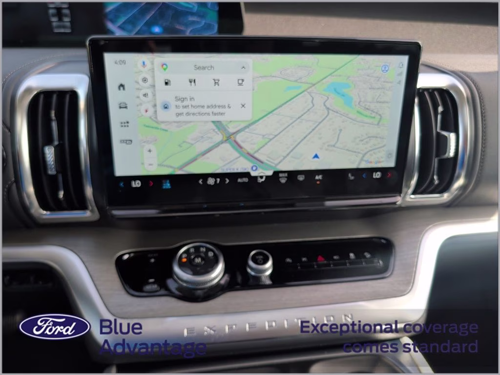 2025 Oxford White Ford Expedition Platinum 4X4 SUV