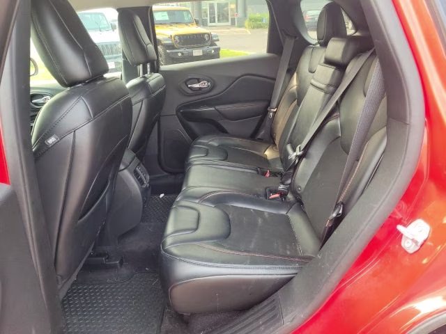 2019 Firecracker Red Clearcoat Jeep Cherokee Trailhawk 4X4 SUV