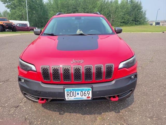 2019 Firecracker Red Clearcoat Jeep Cherokee Trailhawk 4X4 SUV