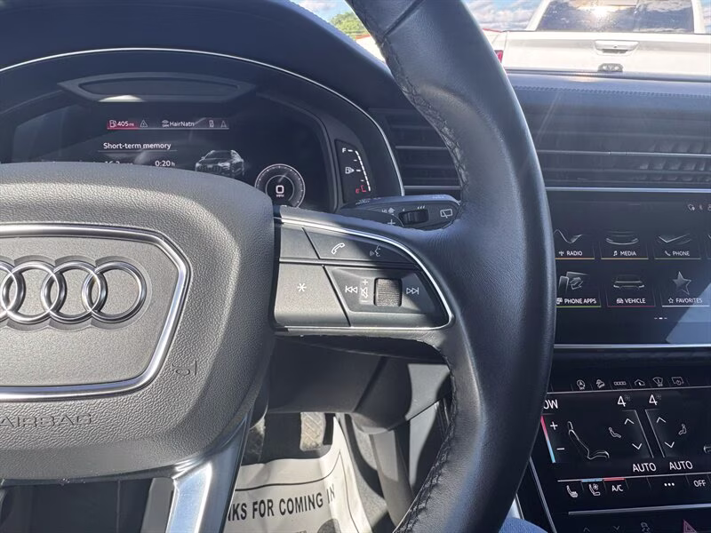 2022 Carrara White Audi Q8 quattro Prestige 55 TFSI AWD SUV