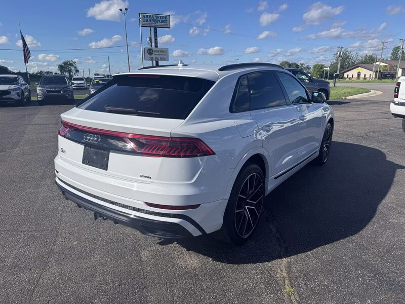 2022 Carrara White Audi Q8 quattro Prestige 55 TFSI AWD SUV