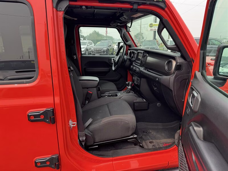 2018 Nacho Clear Coat Jeep Wrangler Unlimited Sport 4X4 SUV