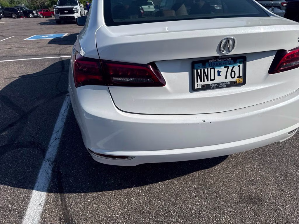 2015 White Acura TLX V6 w/Acura Premium Audio & Heated Front Seats FWD Sedan