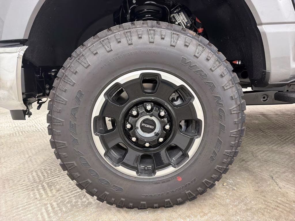 2026 CARBONIZED GRAY Ford Super Duty F-250 SRW Lariat Tremor 4X4 Truck