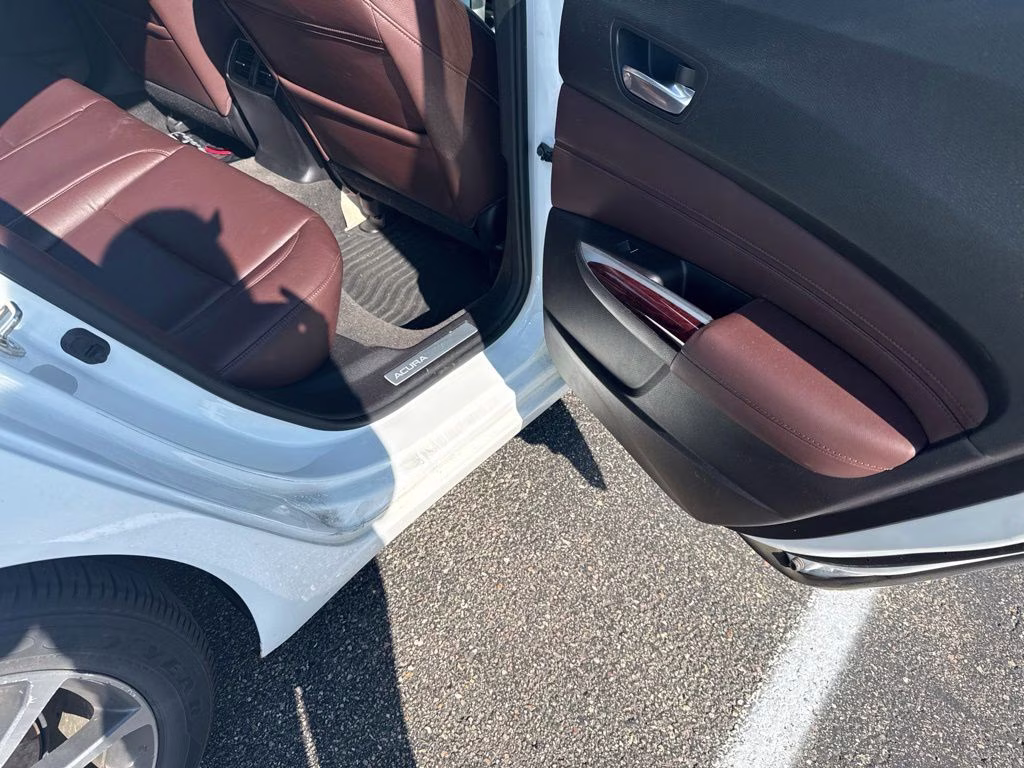 2015 White Acura TLX V6 FWD Sedan