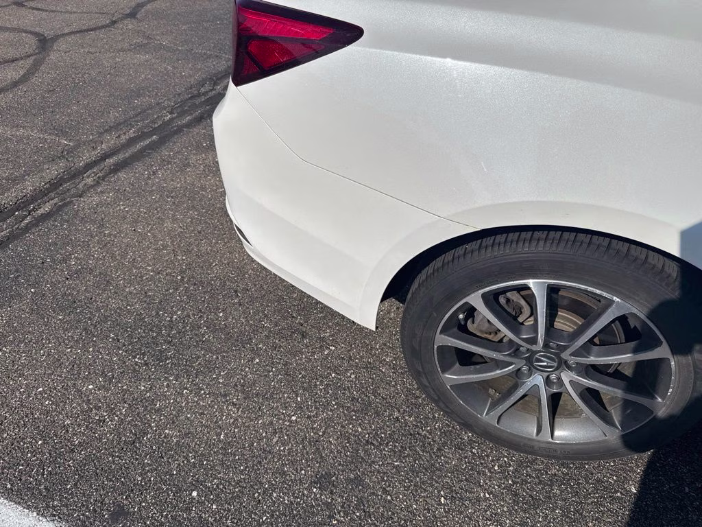 2015 White Acura TLX V6 FWD Sedan