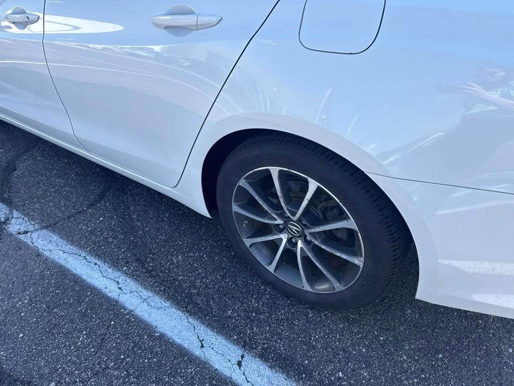 2015 White Acura TLX V6 FWD Sedan