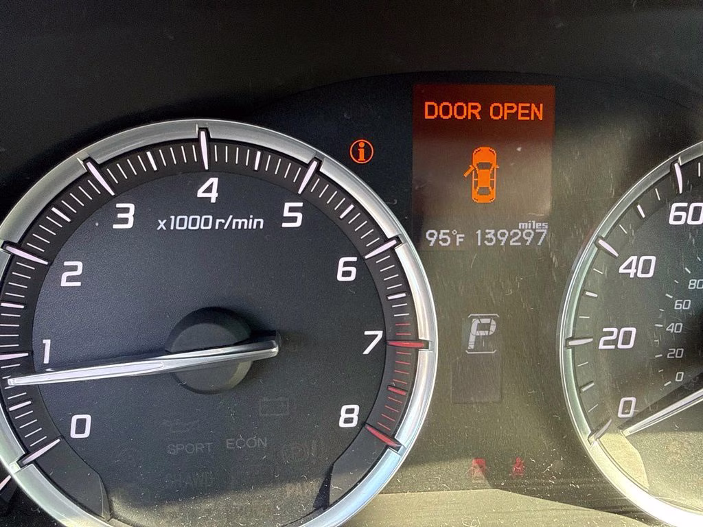 2015 White Acura TLX V6 FWD Sedan