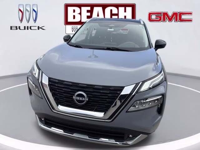 2022 Boulder Gray Pearl/Super Black Nissan Rogue Platinum FWD SUV