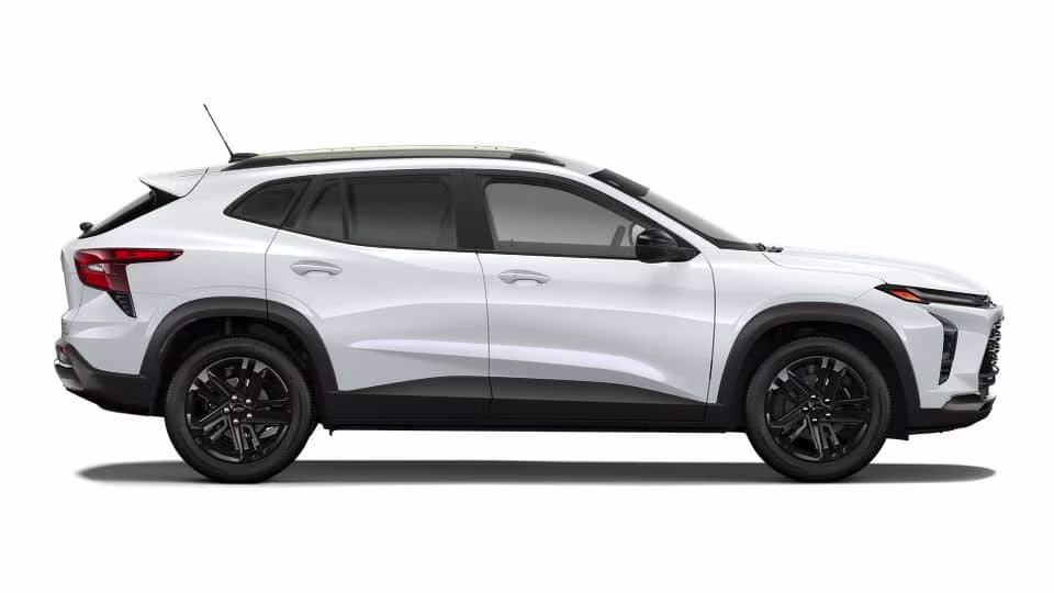 2026 White Chevrolet Trax ACTIV FWD SUV
